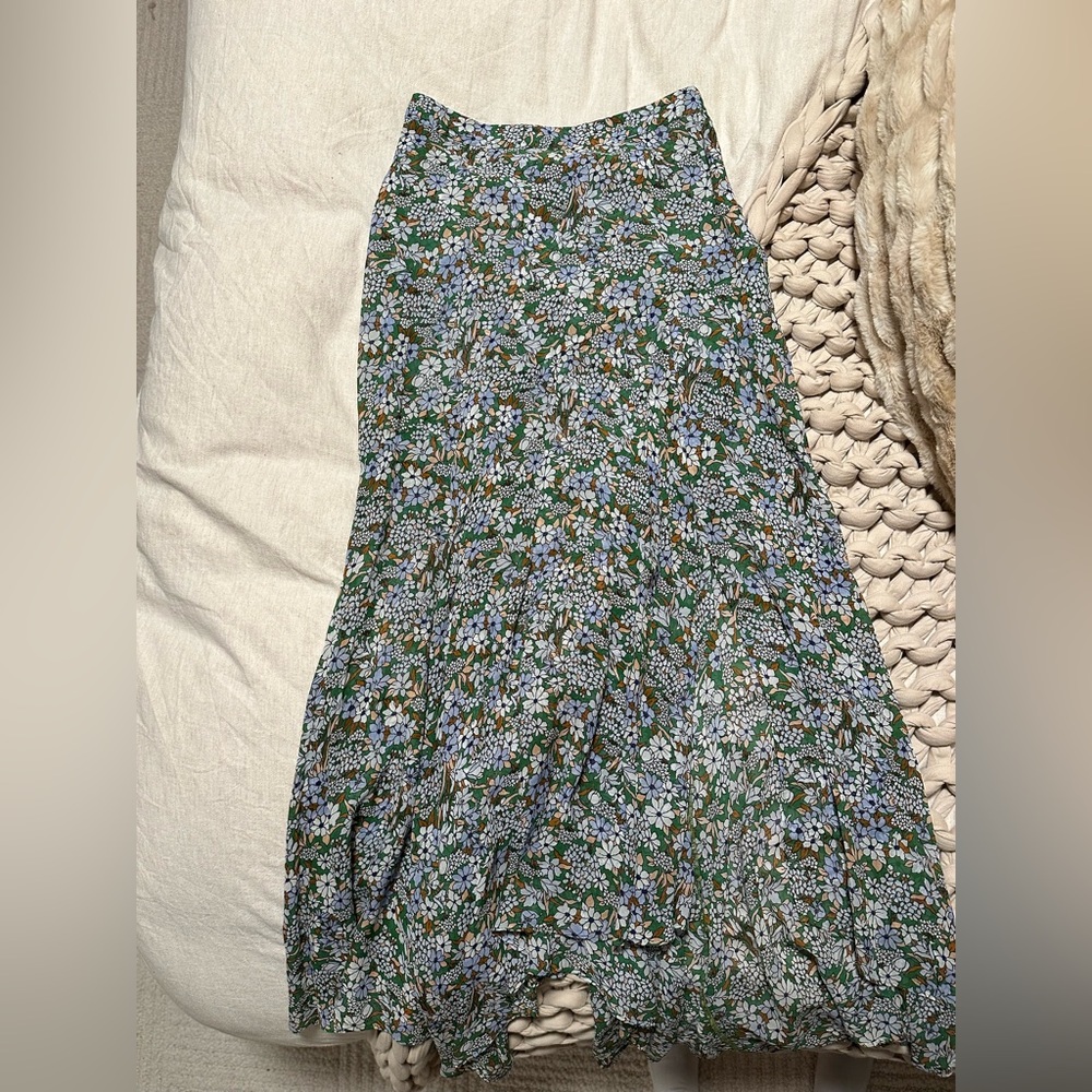Veronica Beard Midi floral skirt, Size 00